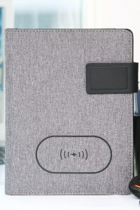 PF1506W/GY EXECUTIVE HI-TECH Wireless Notebook Power Bank