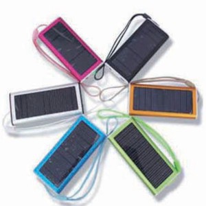 T013-Solar Mobile Charger